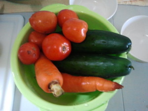 tomato-cucumber-carrot2